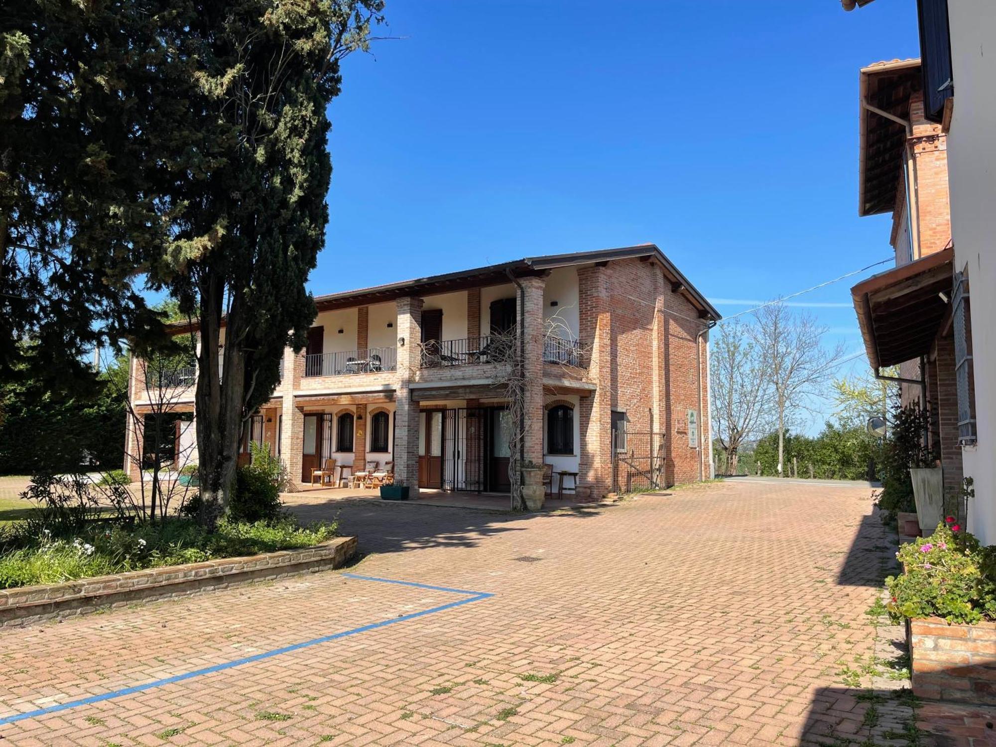 Il Ghiandolino Villa Imola Exterior photo